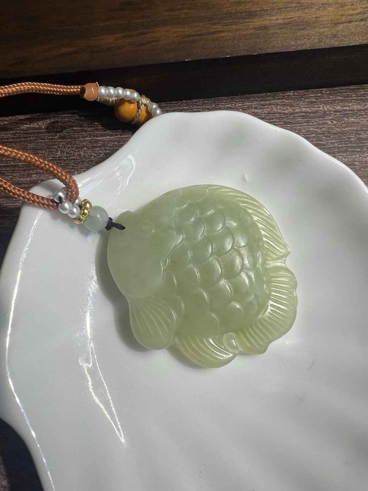 Natural sleeve jade hand-woven fish necklace
