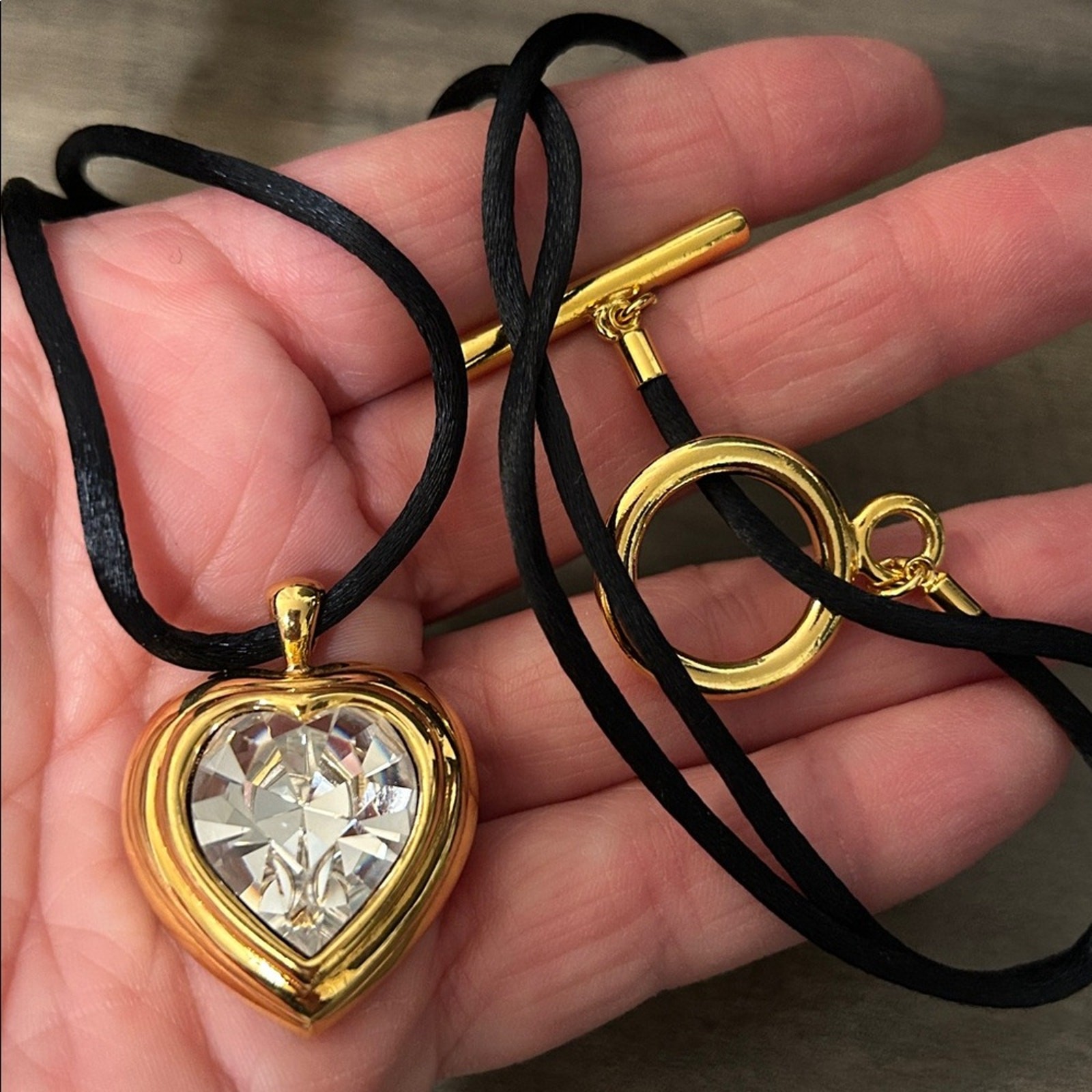 Rare Escada Modern Gold Plated Heart Crystal Pendant Necklace Black Cord #G016