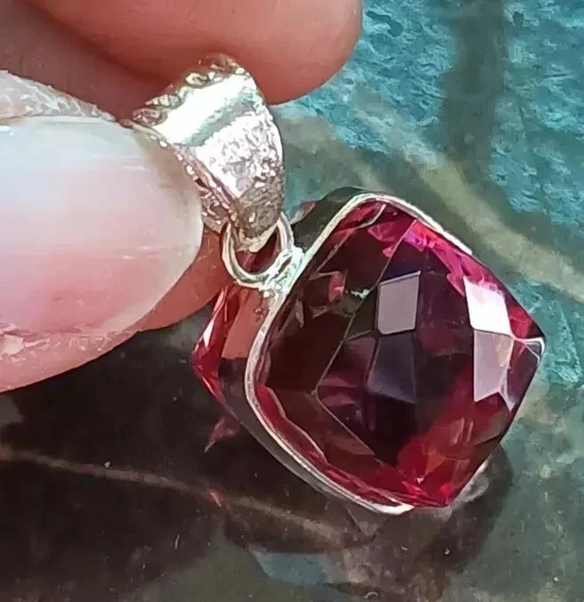Natural Alexandrite Color Change Gemstone 50.51 Ct+ 925 Solid Silver Pendant
