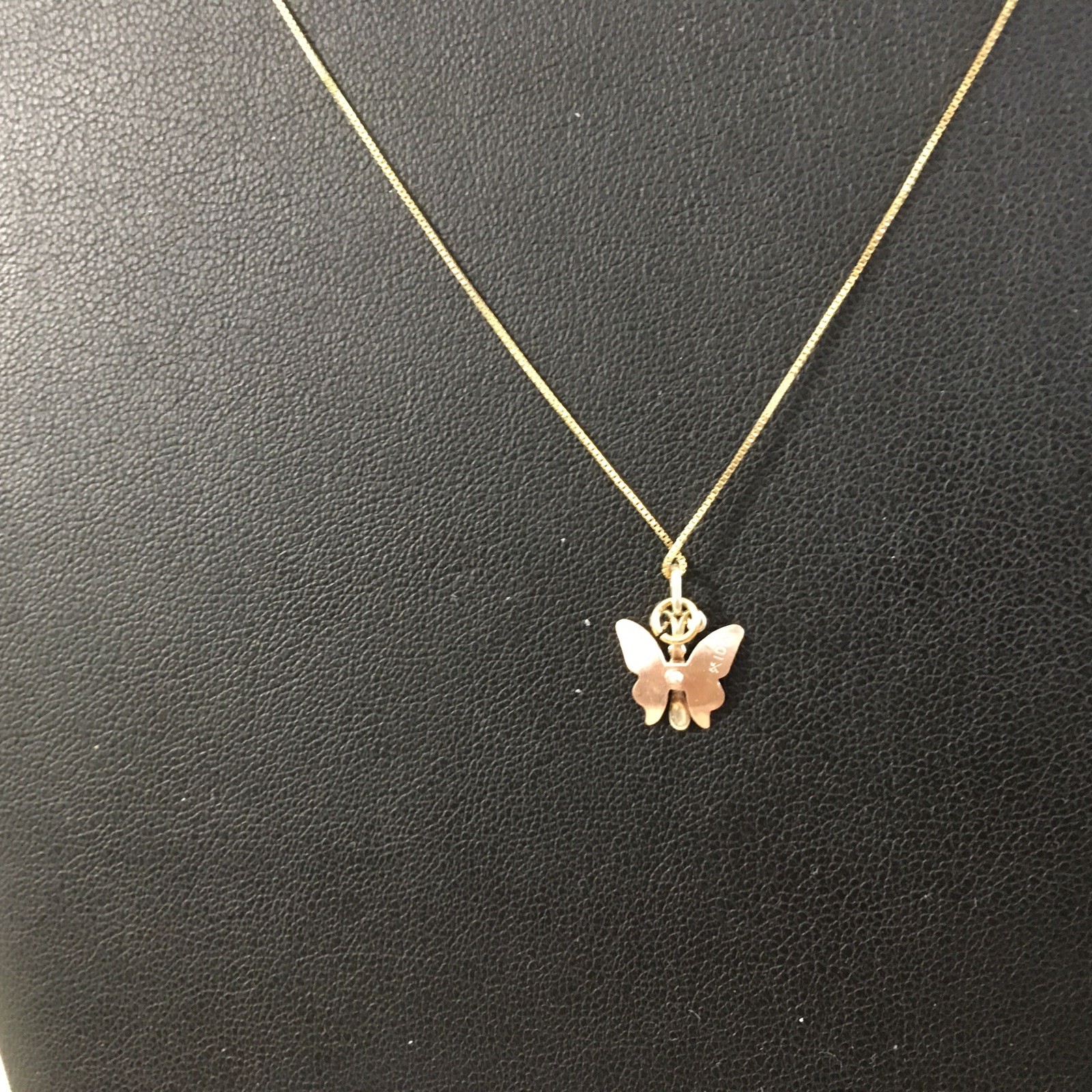 Beautiful 10k Yellow Gold 18” Black Hills Gold Butterfly Necklace 1.4g