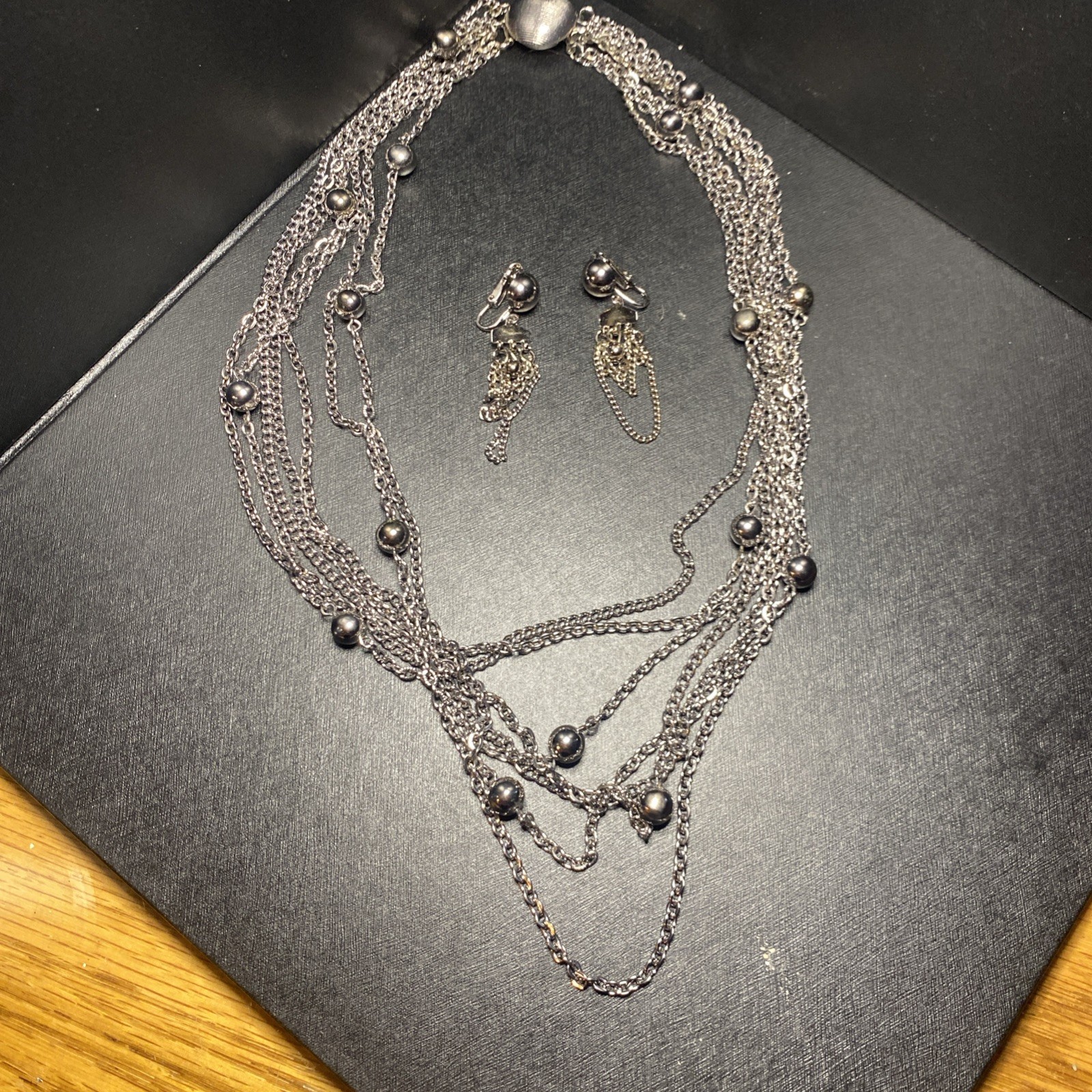 VTG Retro 7 Strand Gunmetal Silver toned Chain + Ball Necklace Earrings Set