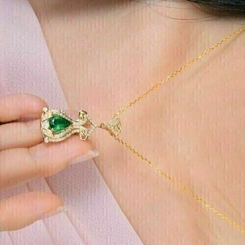 2 Ct Pear Cut Simulated Emerald Women’s Halo Pendant 14K Yellow Gold Plated
