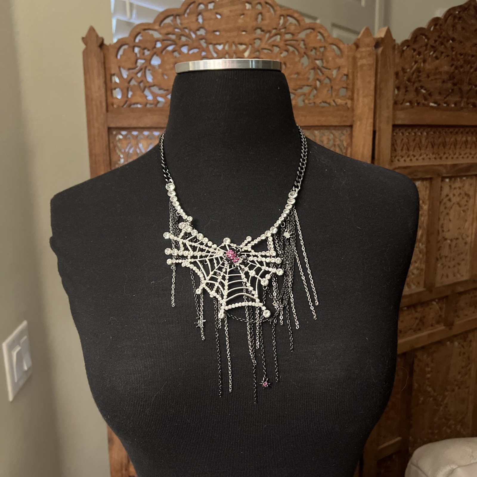 Betsey Johnson Spider Web Necklace Spooky Halloween Crystals NEW HTF Statement