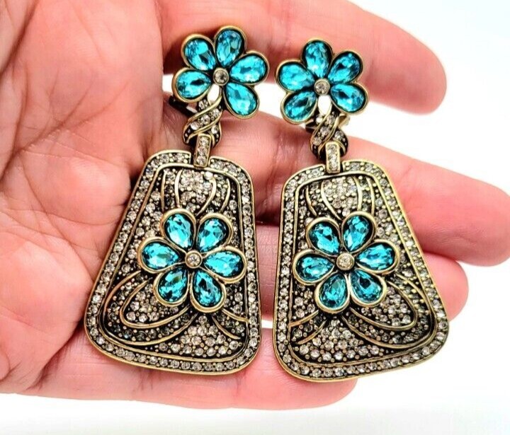 Heidi Daus ‘All That Glitters’ Crystal Floral Hinged Collar + Matching Earrings
