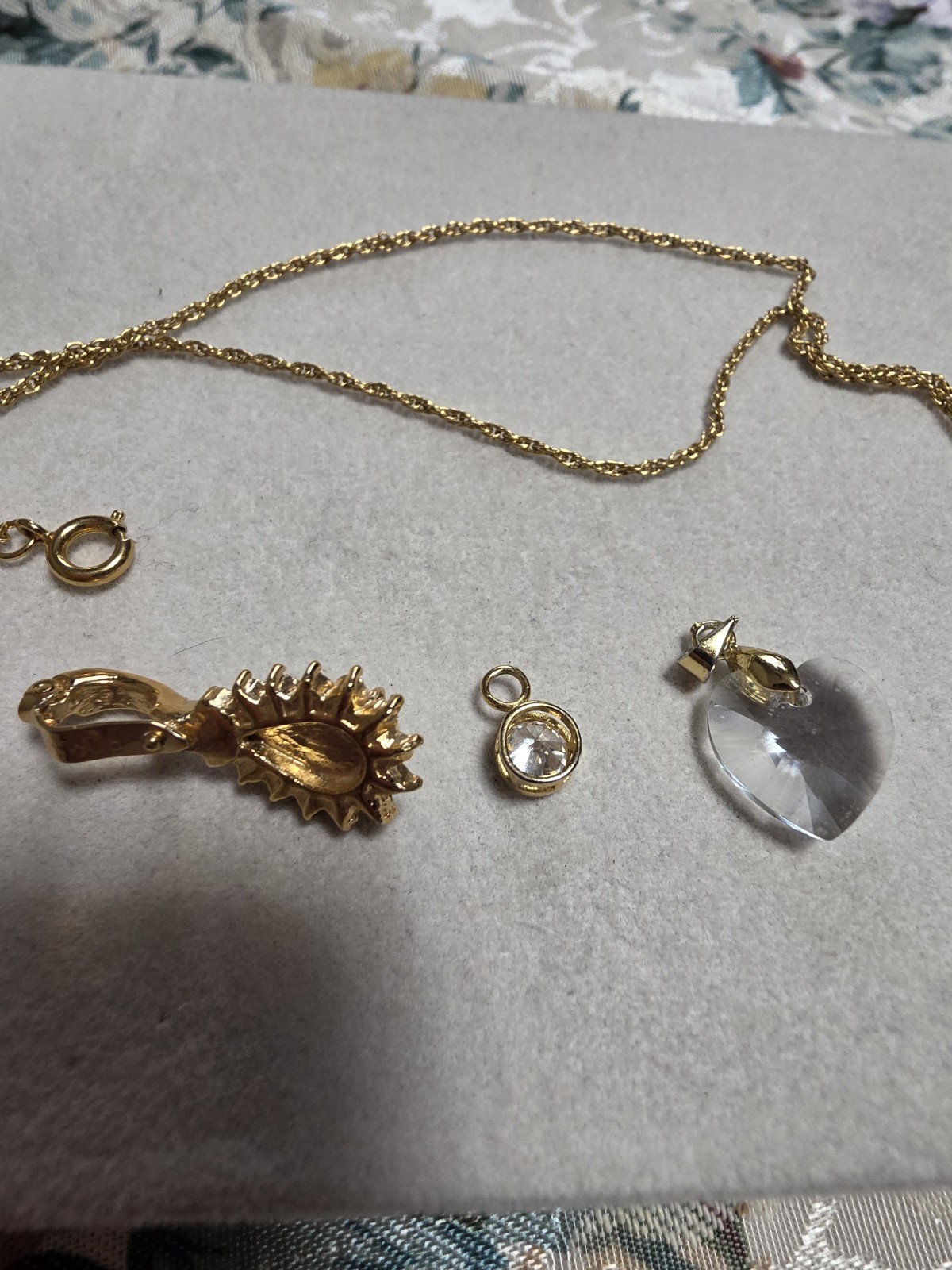 Lot of 3 Pendants Crystal and Pearl with 18 Gold Tone Chain Necklace One Roman