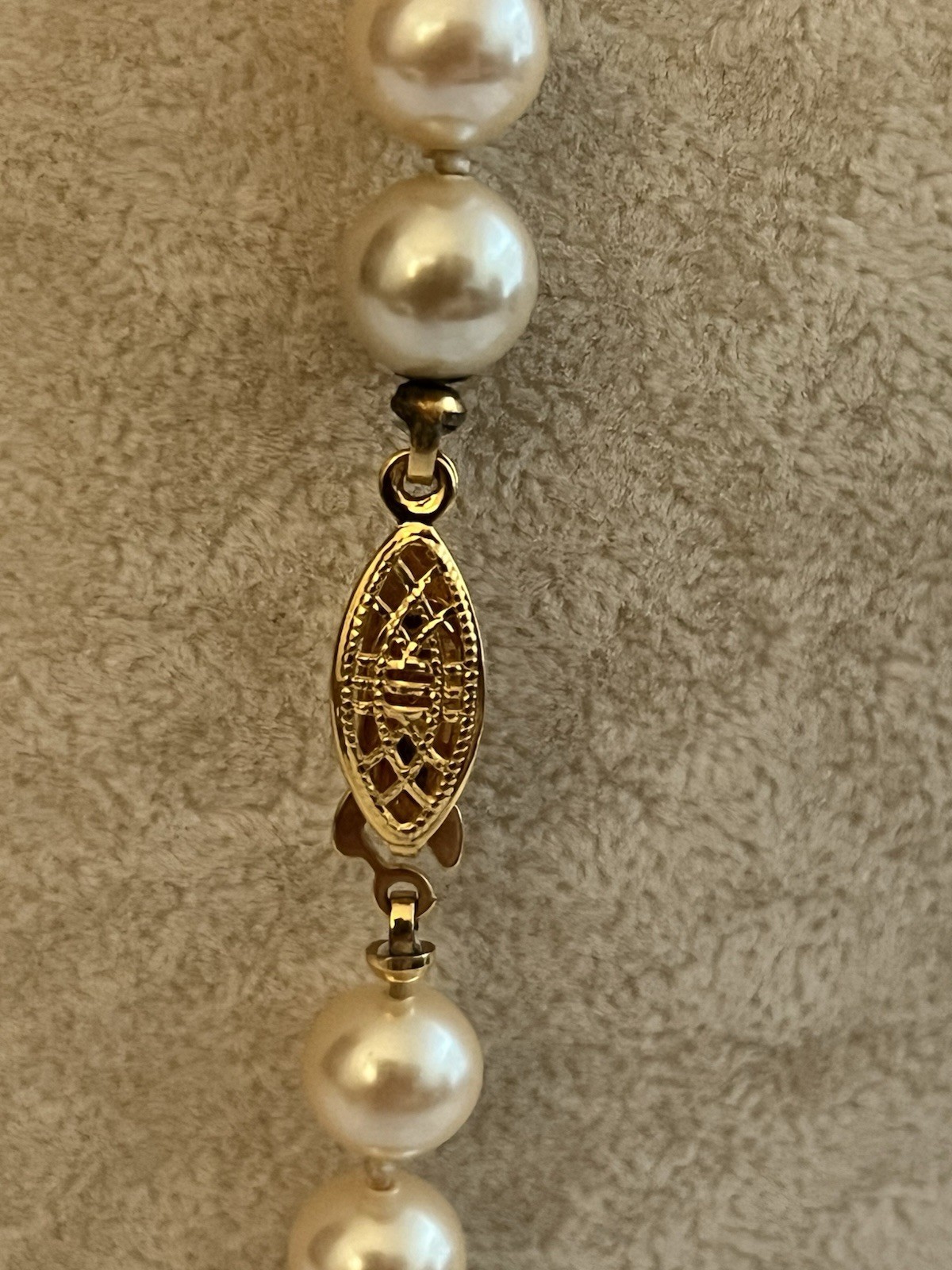 Faux 15mm Pearl Single Strand Clasp Marked Japan 24″ Length