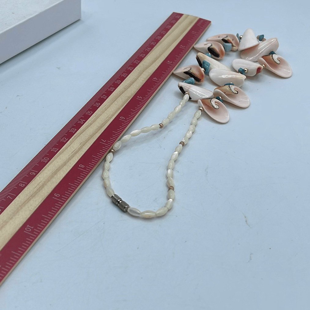 Vintage Conch – turquoise and mother of pearl 17” necklace.
