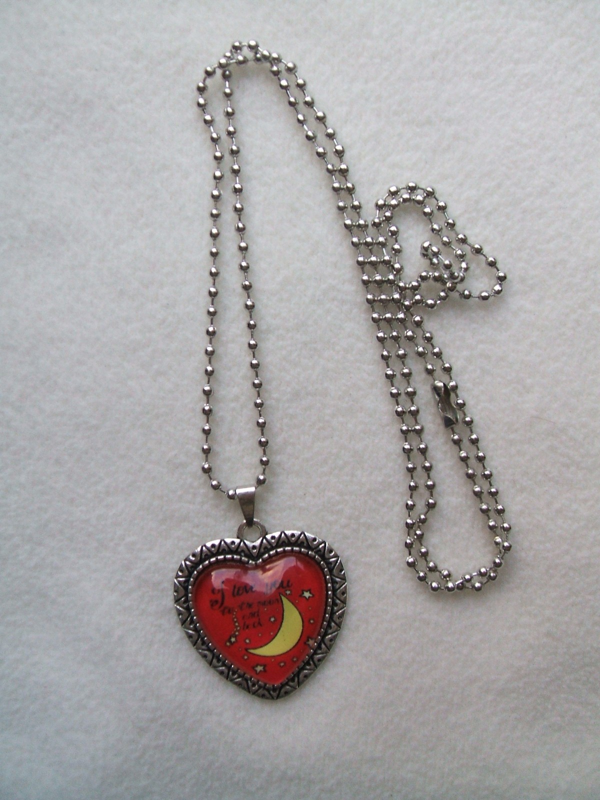 MOON & BACK PENDANT – HEART SHAPED GLASS CABOUCHON, 25″ ball chain (MBP2)