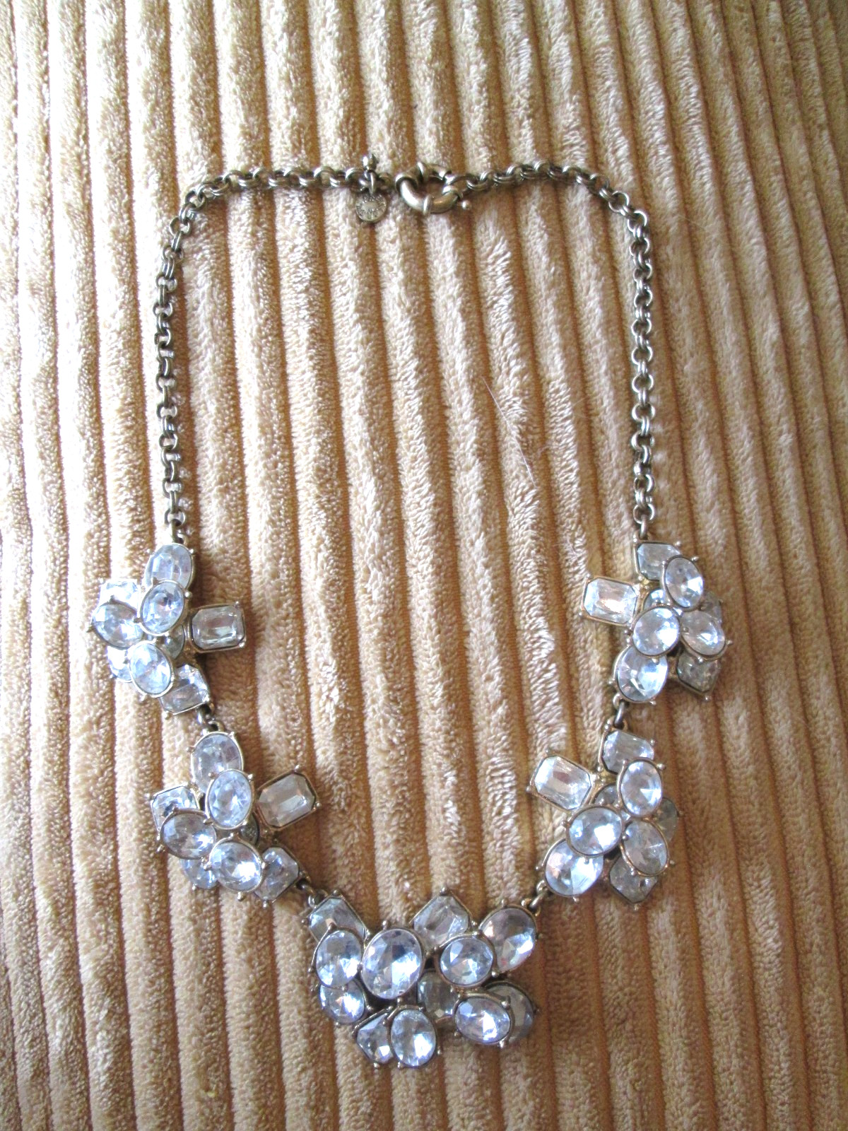 J Crew Gold Tone Chunky Emerald/Oval/Round Rhinestone 16-18” Statement Necklace