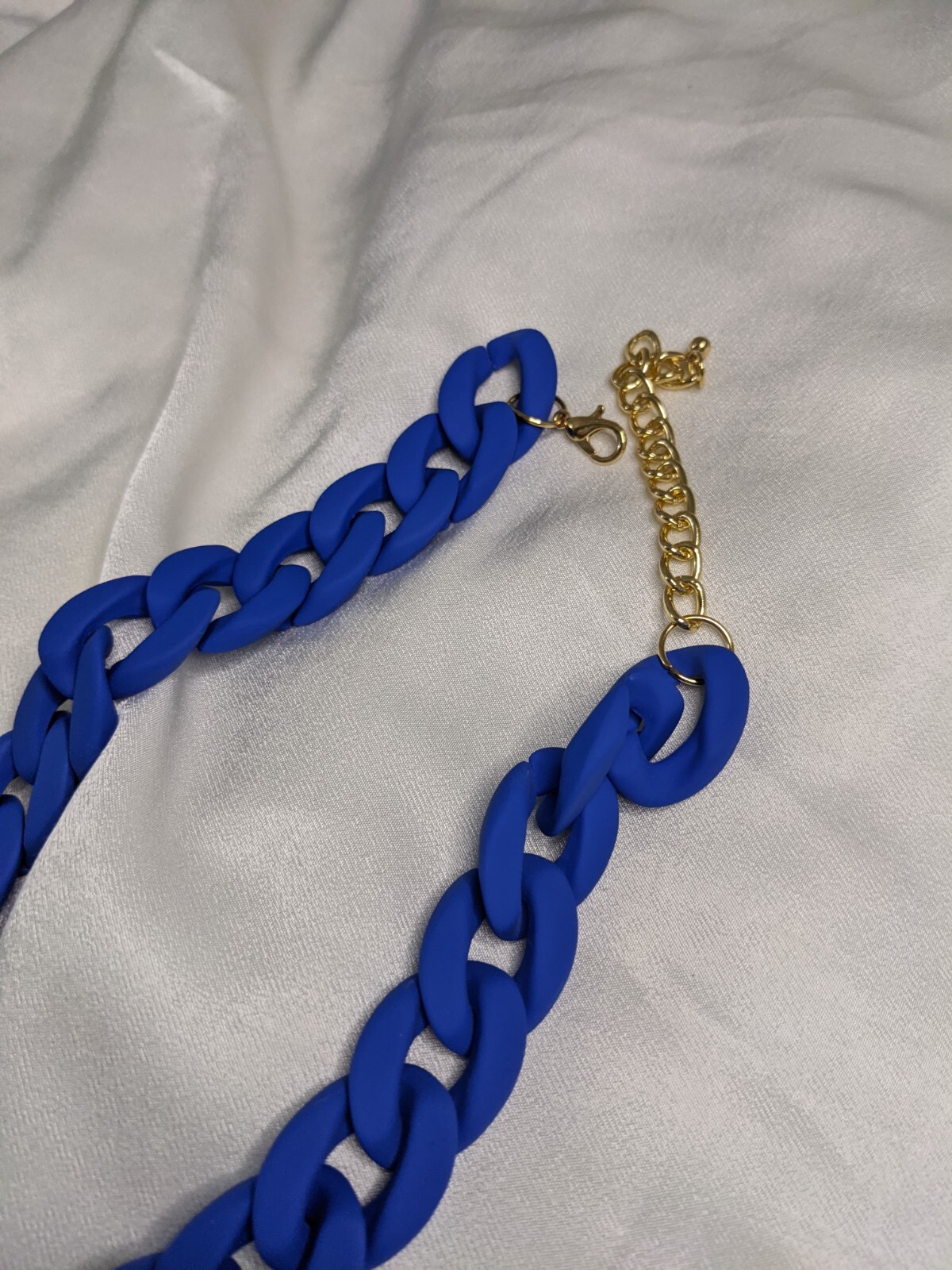 Men Chunky Chain Necklace Streetwear Blue Acrylic Material One Size 21 in Length