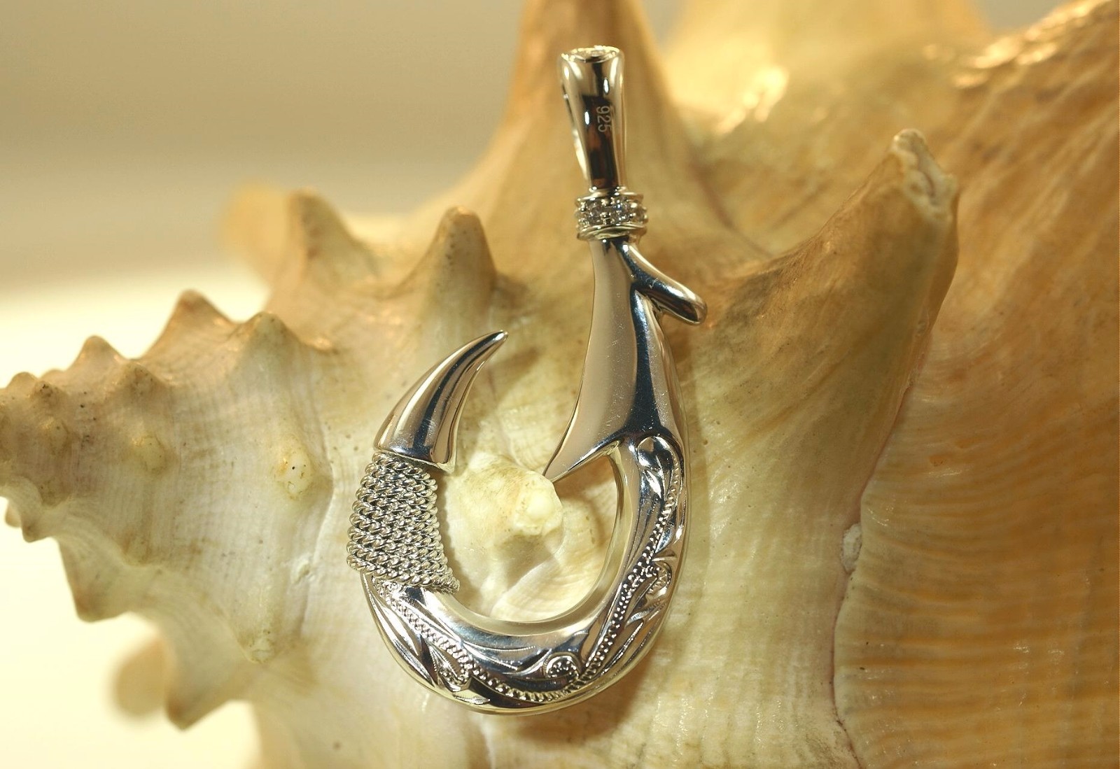 28MM HAWAIIAN 925 SILVER HEAVY DUAL SCROLLS FISH HOOK INLAY TURQUOISE CZ PENDANT