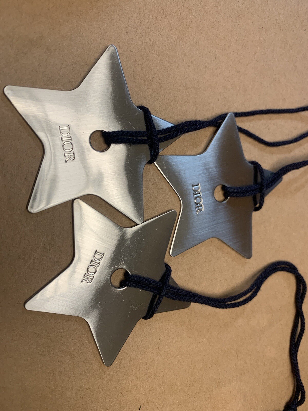 (1) Dior Silver Metal Star Pendant Key Chain Key Ring Bag Charm 100% Authentic