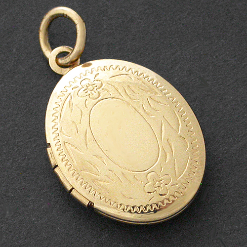 14k Gold GL Oval Hand Engraved Opening Pendant Keepsake Locket | LIFETIME GUAR