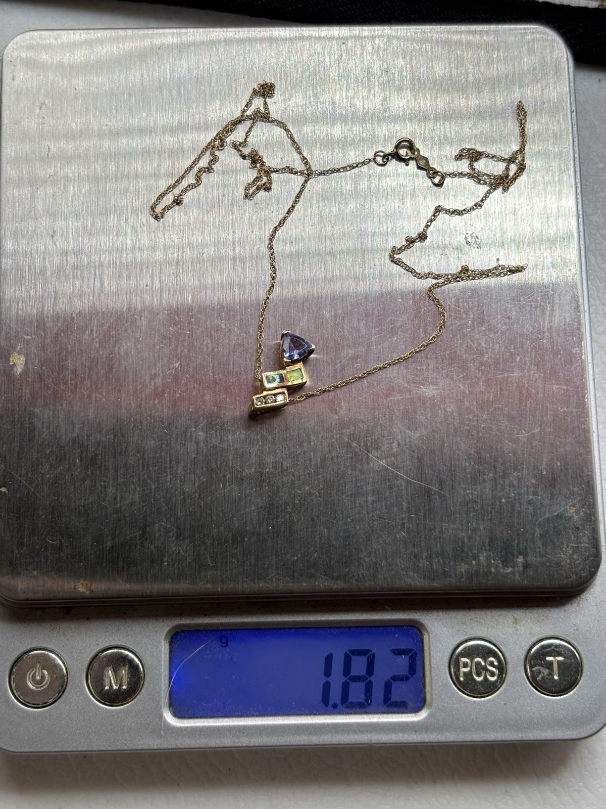 14k Yellow Gold Necklace Diamond and Tanzanite Pendant