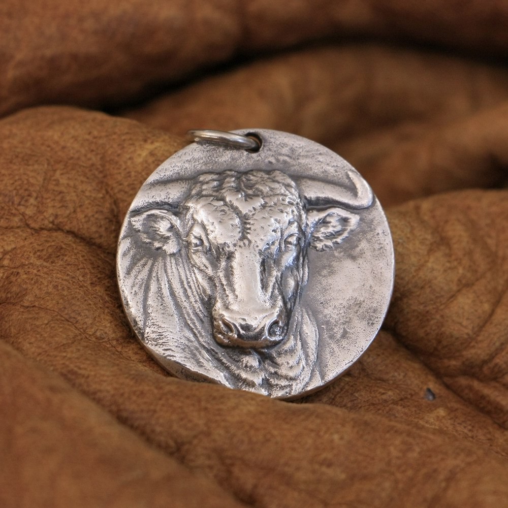 Round Bull 925 Sterling Silver Pendant Fashion Punk Pendant TA285A Dia. 28mm FZ