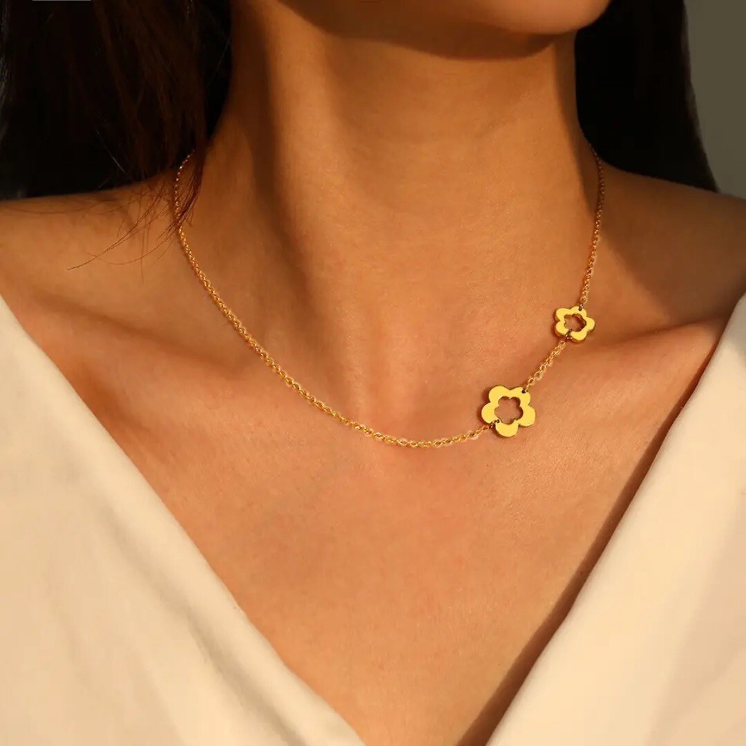 Collar para Mujer Dije de Flor Margarita Gargantilla de Acero Inoxidable Joyería