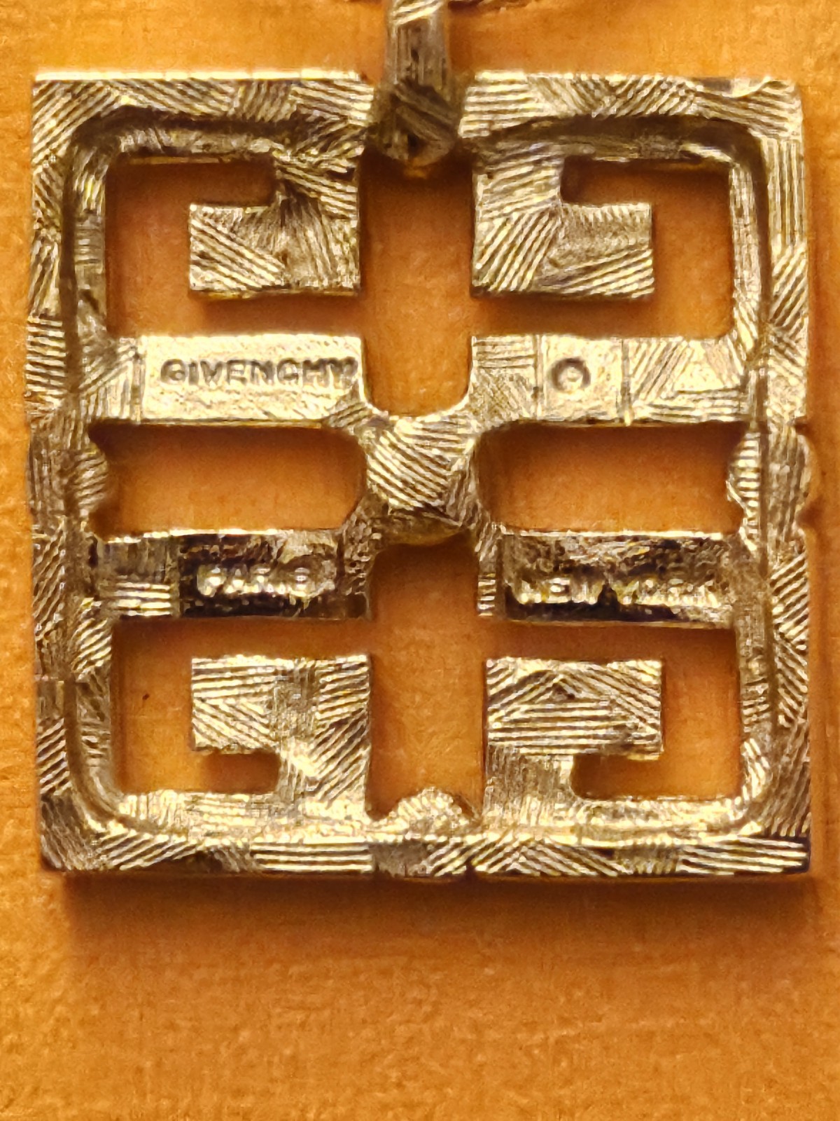 Givenchy Signed Gold Tone Herringbone Chain Square Logo Pendant Necklace