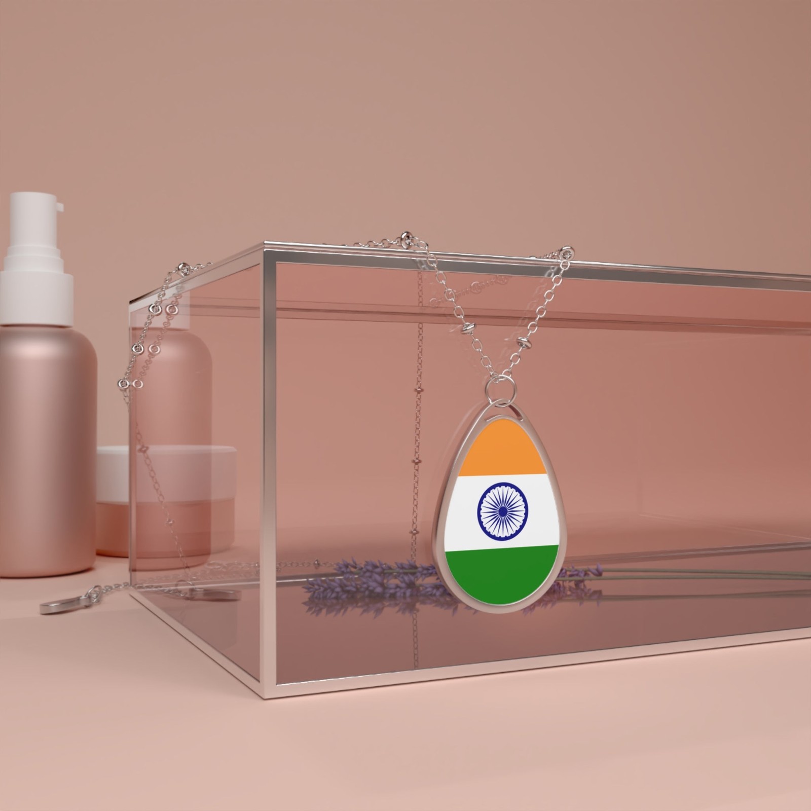 India Flag Necklace – Oval Indian Heritage Pendant – One Size / Silver