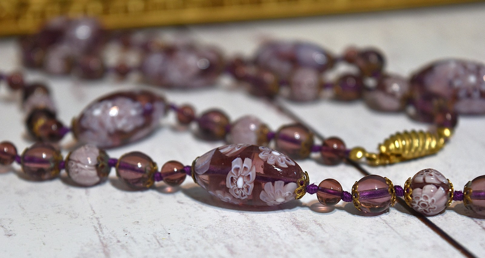 Vtg Venetian Murano Lavender Millefiori Glass Beaded Hand Knotted Necklace