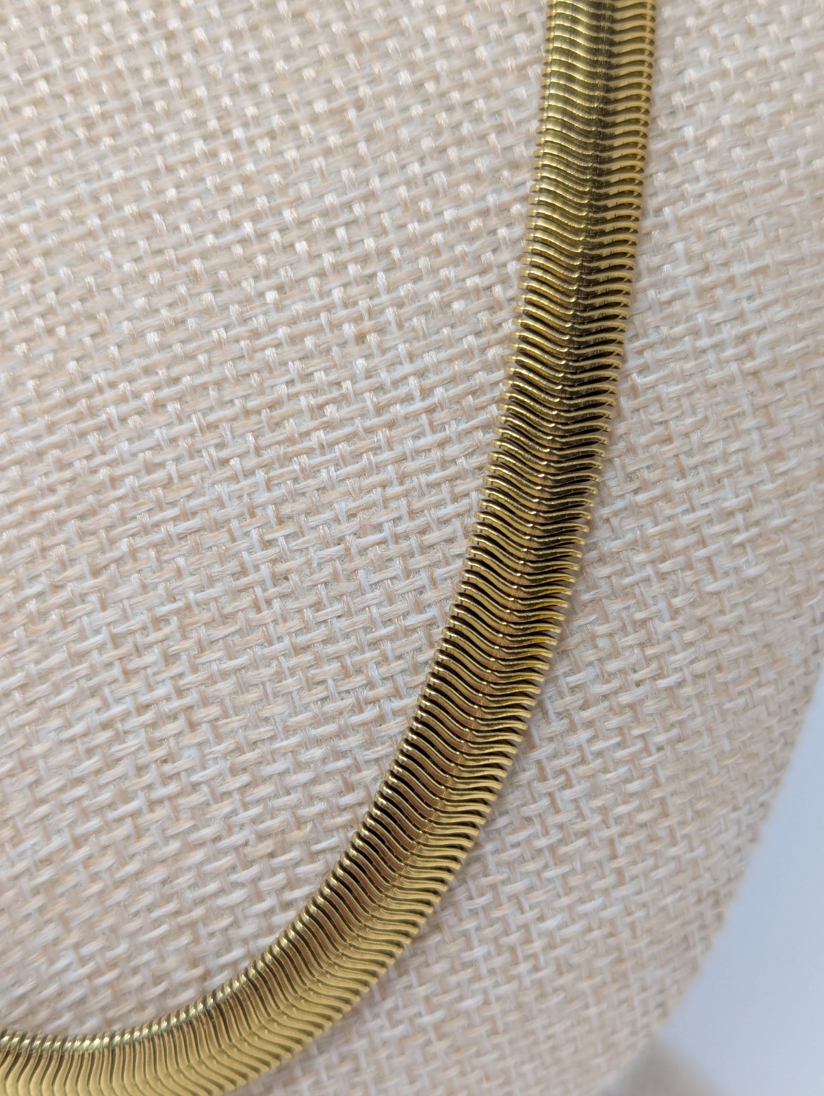 Gold Tone 316L Stainless Steel Herringbone Chain Necklace 18″ Wide Flat Link