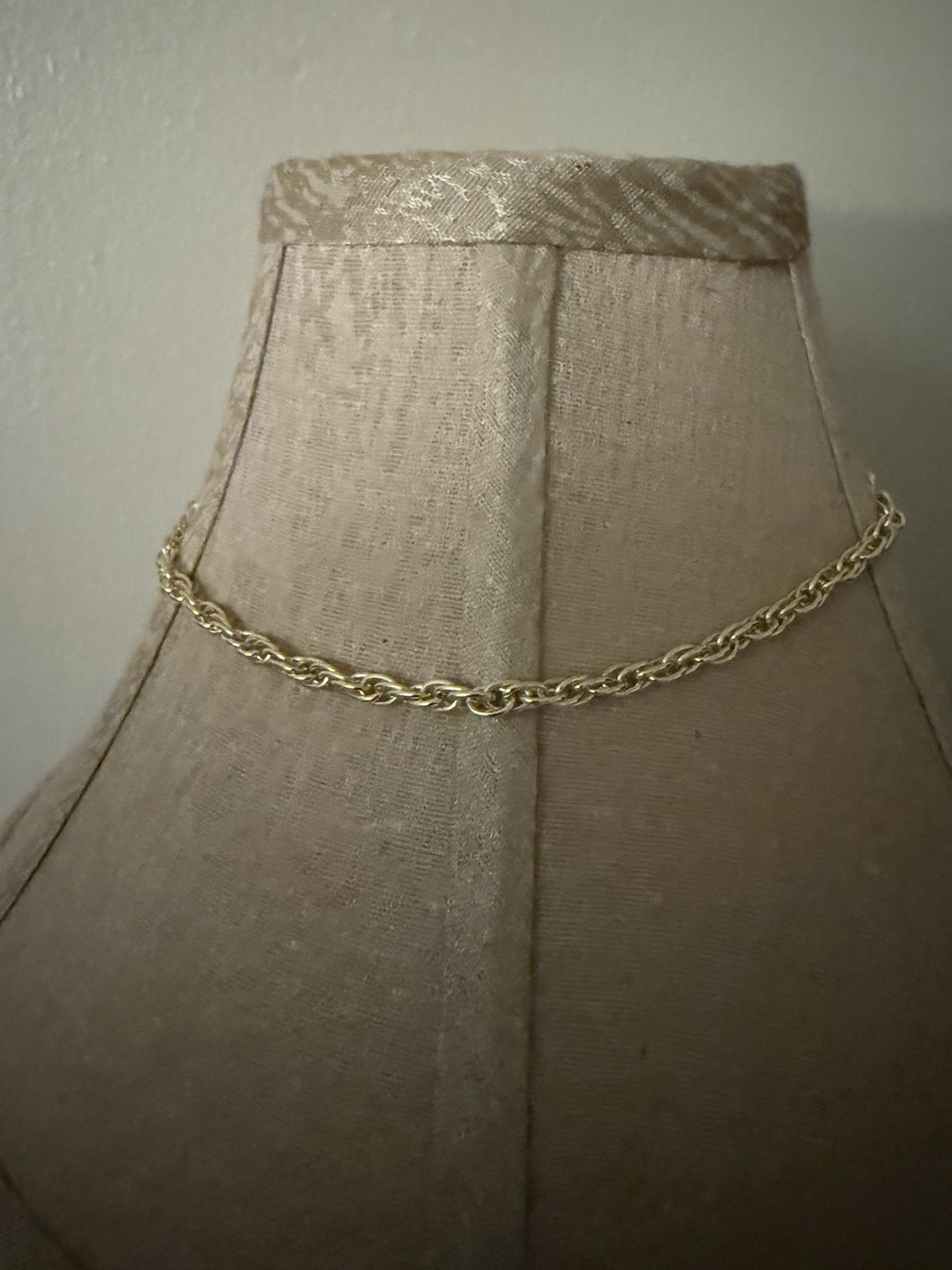 Gold Tone Rope Chain Necklace Metal Chain Link No Main Stone No Secondary Stone