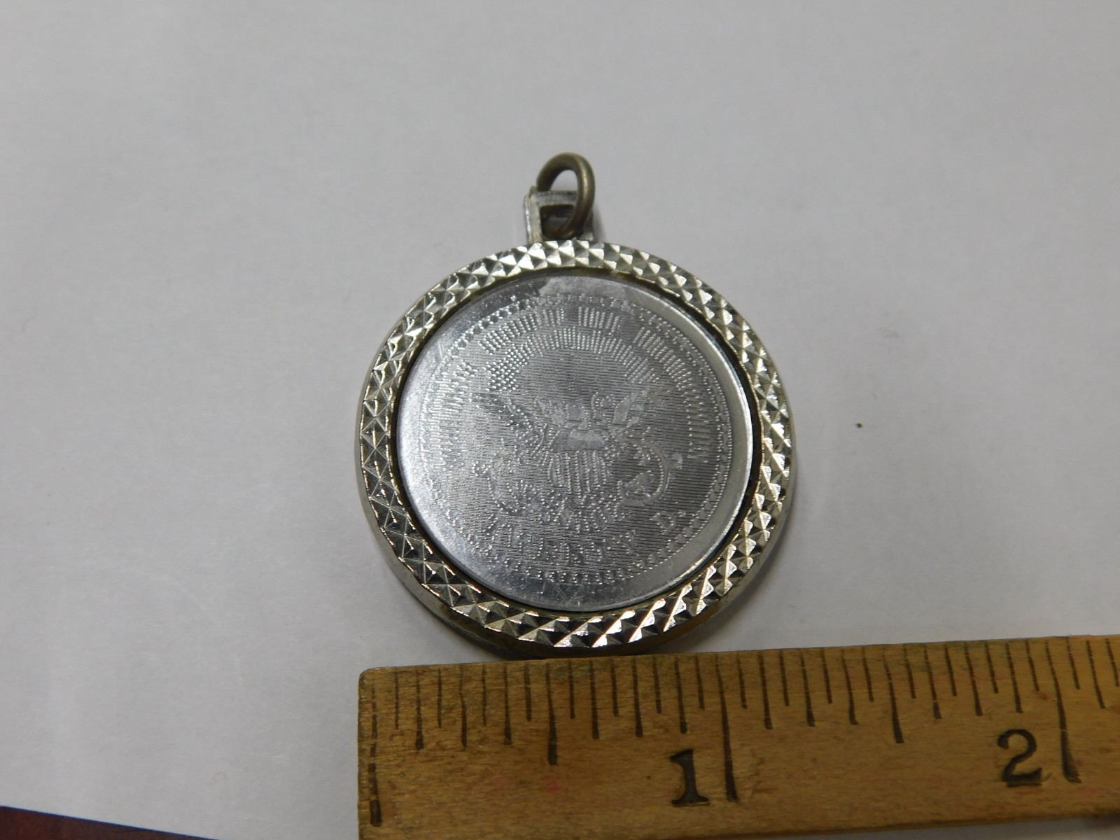 G5 Vintage 1776 Liberty Coin Replica Pendant Twenty D Silver Tone Medallion
