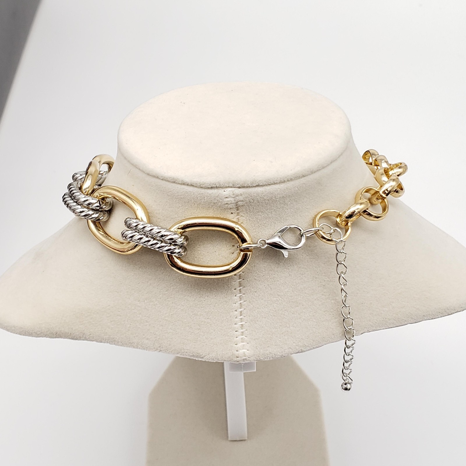 Authentic Louis Vuitton Gold Padlock w/ Unbranded Fashion Geometry Necklace