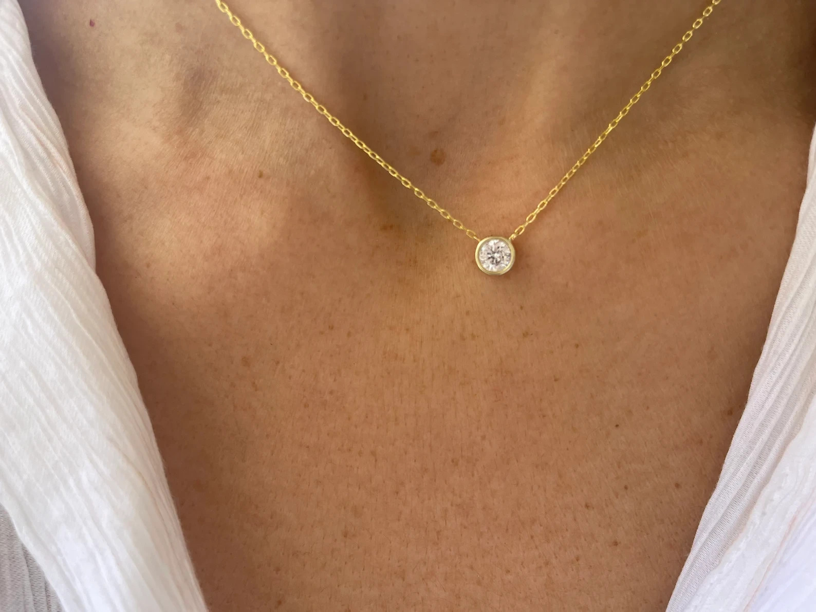 Lab Grown Diamond 1.00 Ct Round EF VS Solitaire Bezel Necklace 14K Yellow Gold