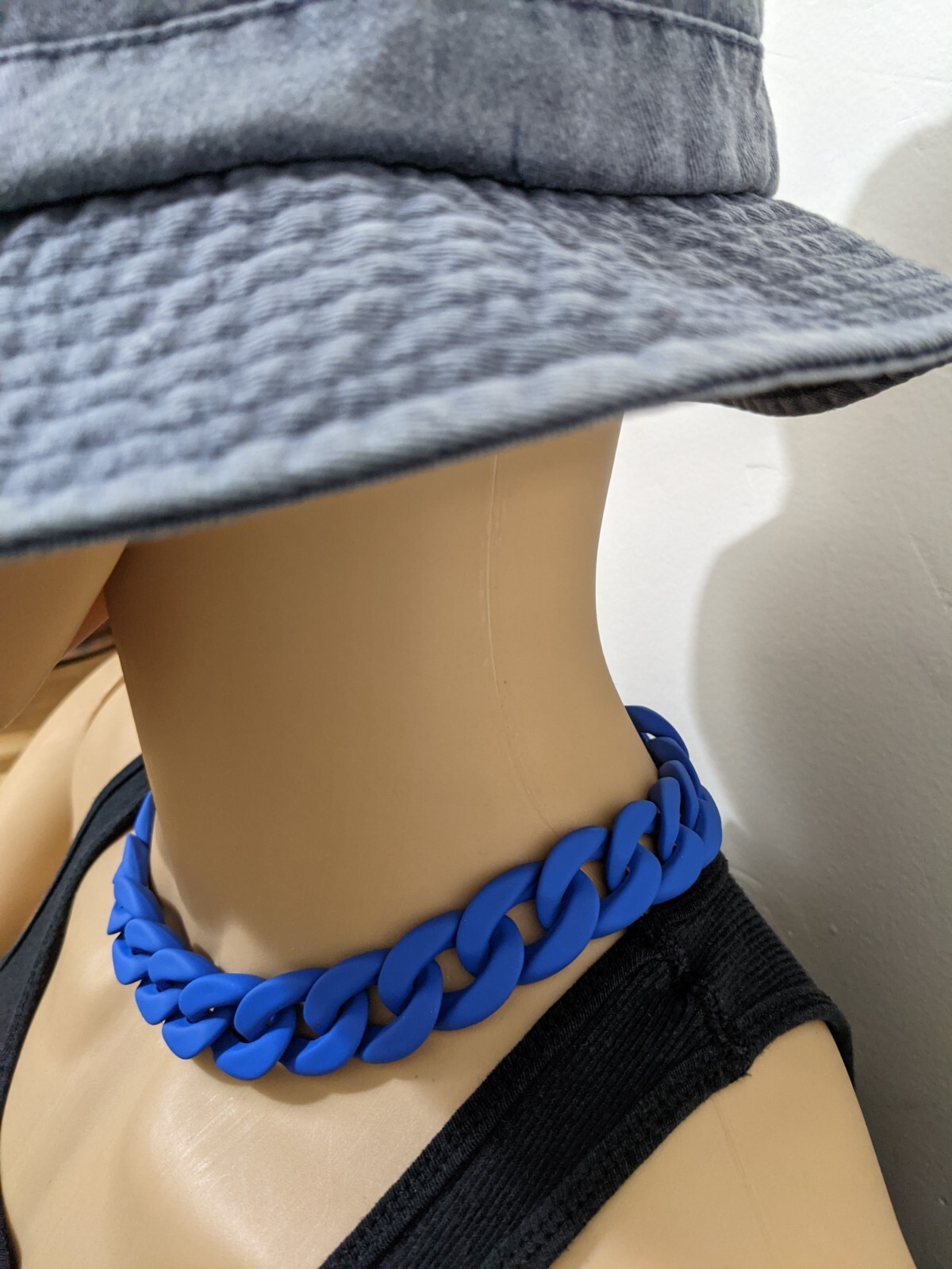 Men Chunky Chain Necklace Streetwear Blue Acrylic Material One Size 21 in Length