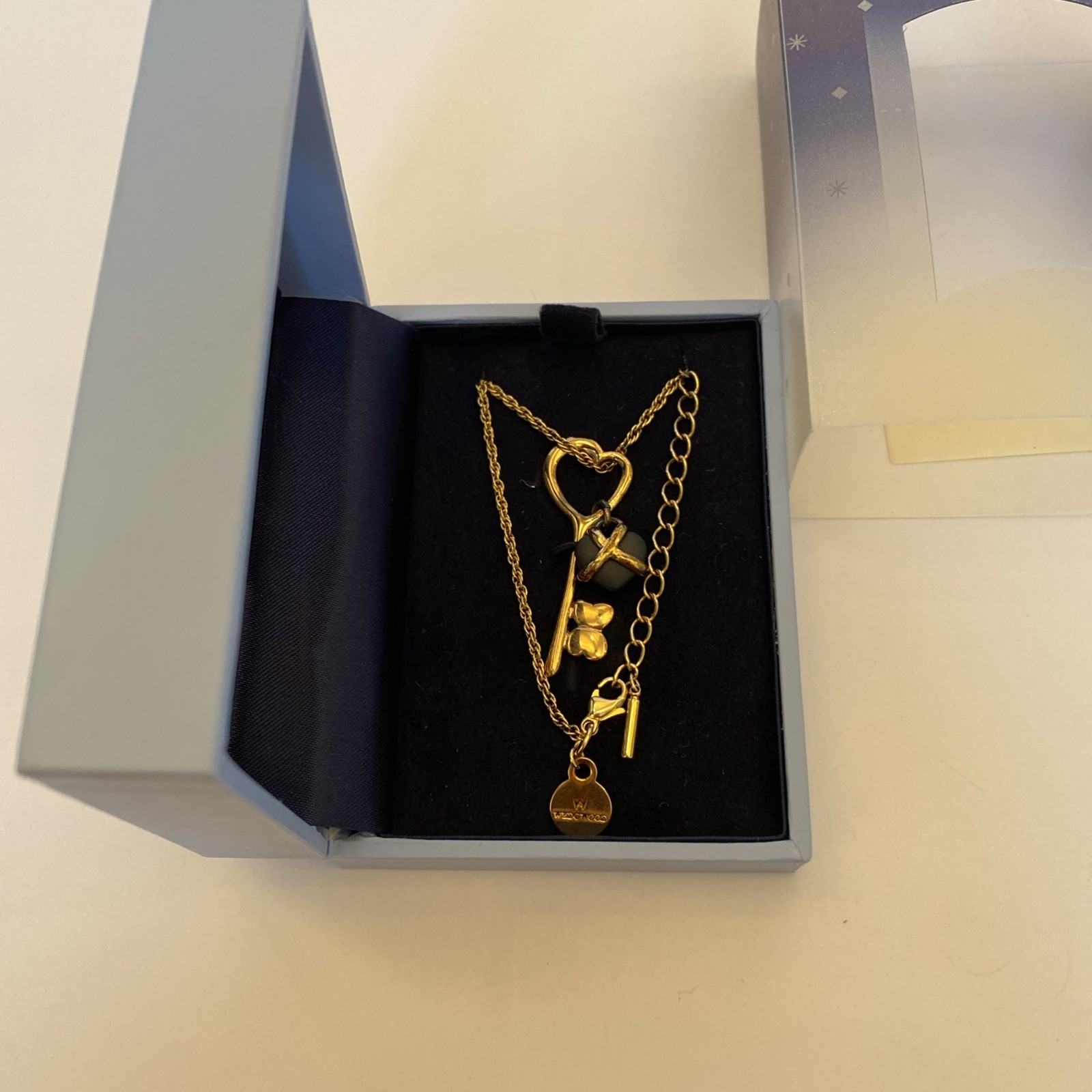 Wedgwood Gold Tone Necklace Key and Black Heart Original box 16in/40cm