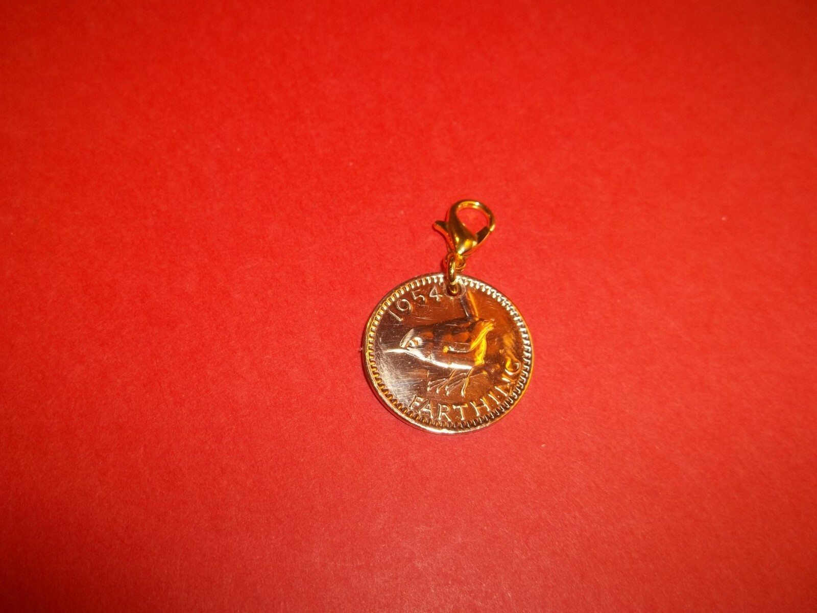 FARTHING COIN – WREN – HIGHLY POLISHED PENDANT / CHARM – 1939 to 1955