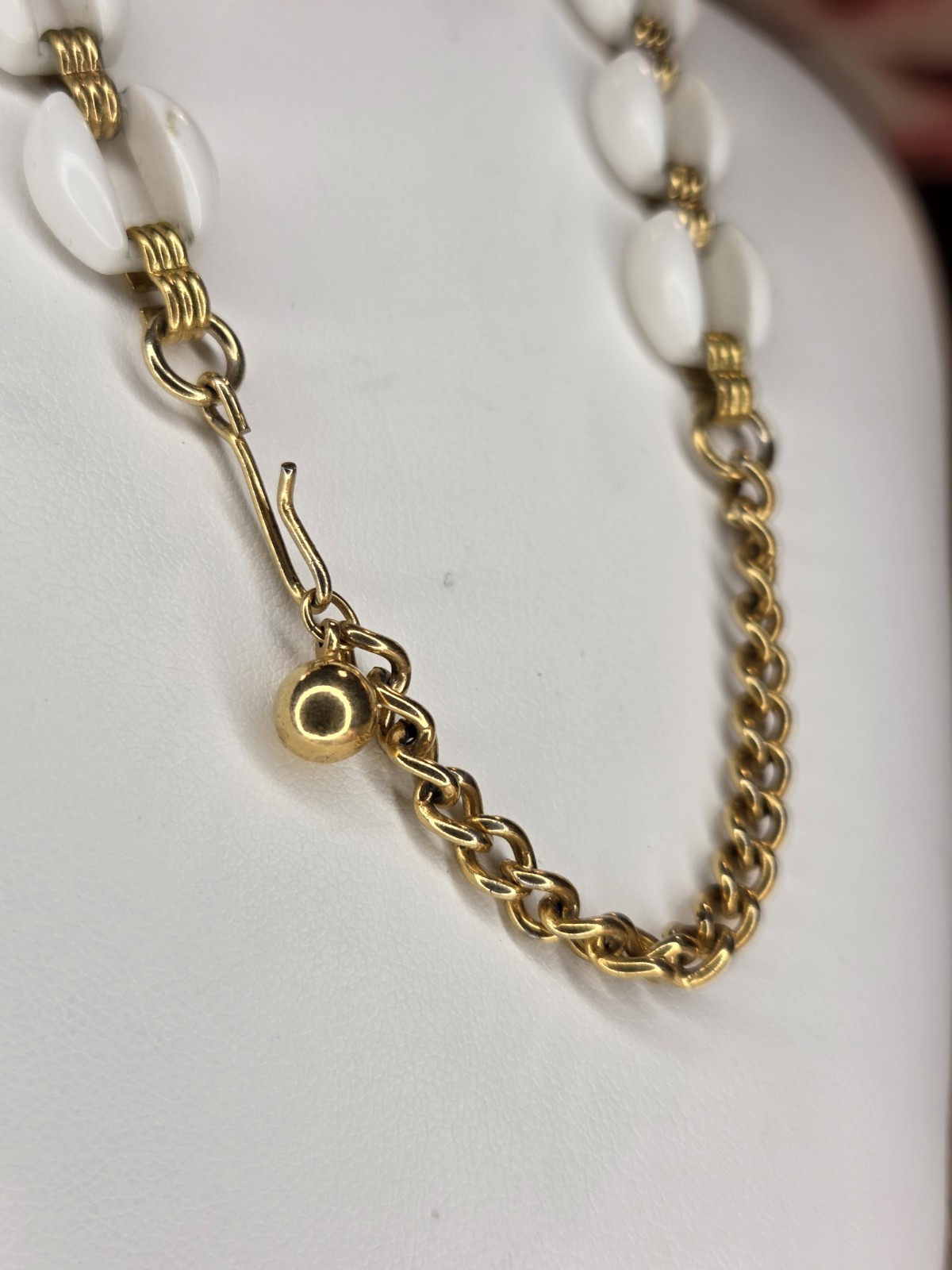 White Acrylic Oval Beaded Necklace, Gold Tone Spacers, Cable Chain, Adjustable