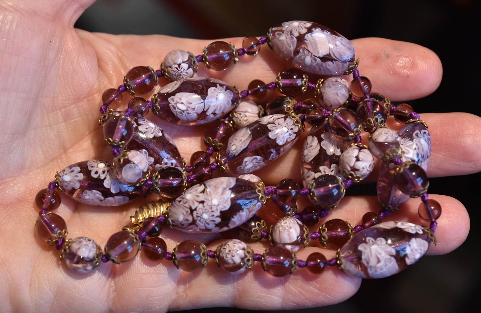 Vtg Venetian Murano Lavender Millefiori Glass Beaded Hand Knotted Necklace