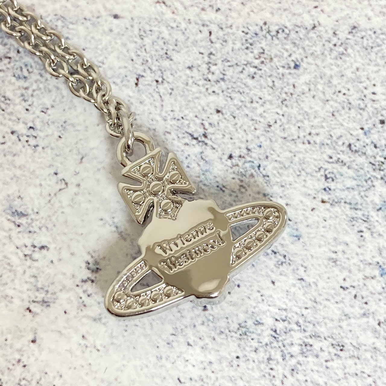 Vivienne Westwood ARIELLA Necklace Heart Silver Pink w/drawstring [E0140