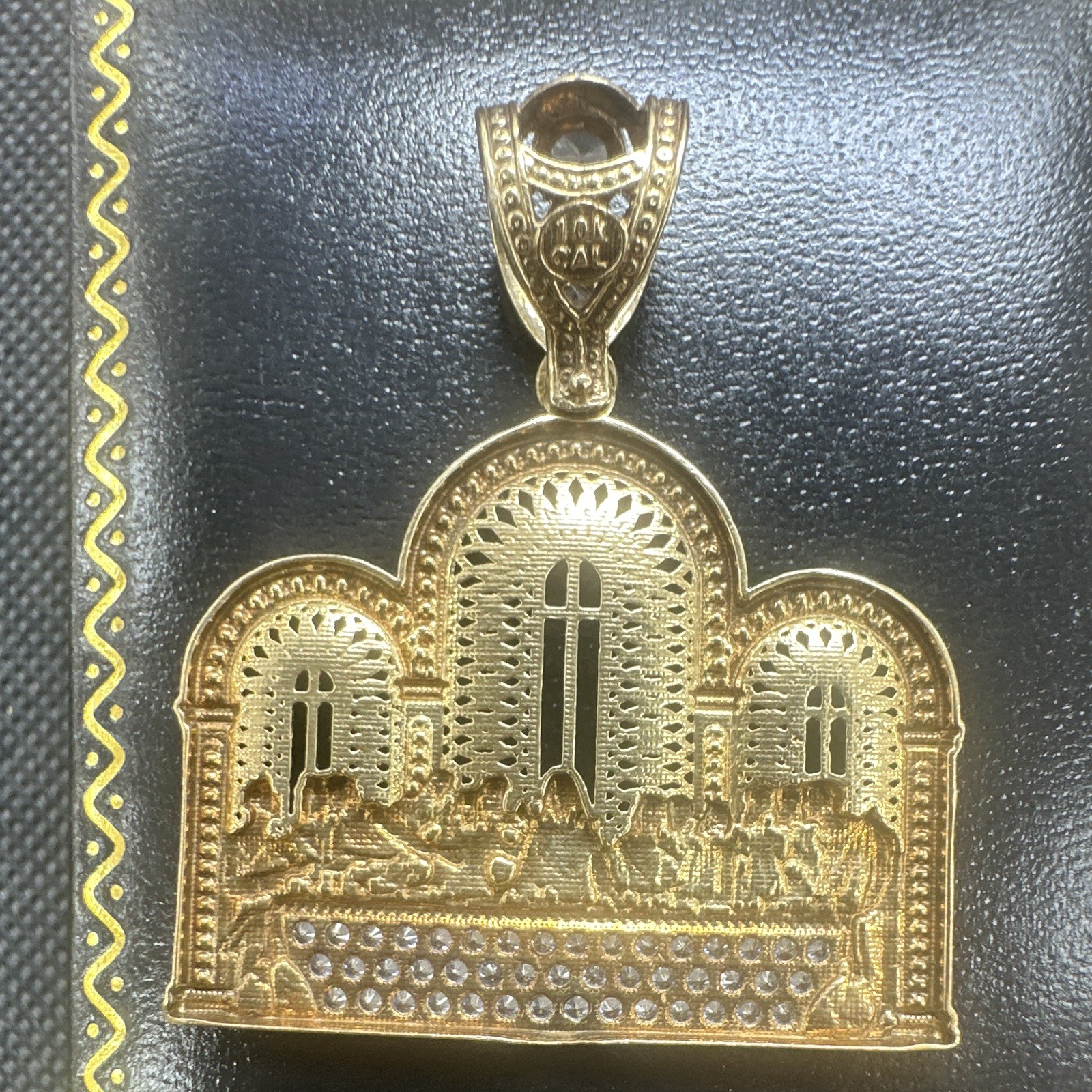 10k solid Yellow Gold Religious Pendant Round White CZ Bezel, prong setting