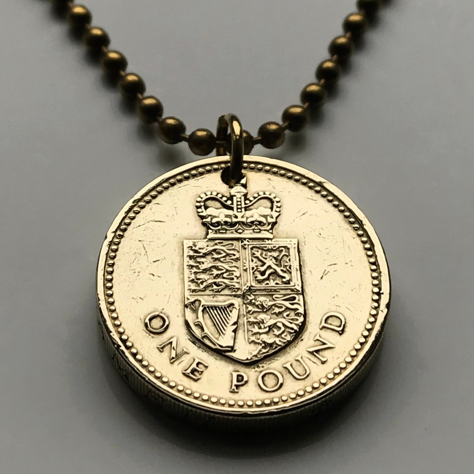 1988 United Kingdom 1 £ coin pendant British royal arms England Scotland n001683