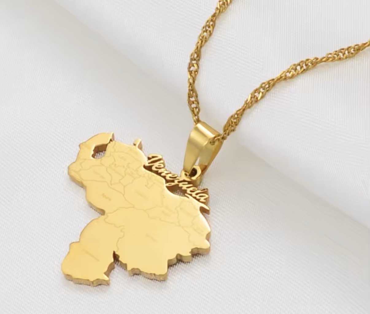 Venezuela Map Pendant Necklace 24” (60 cm) – Gold Tone Stainless Steel