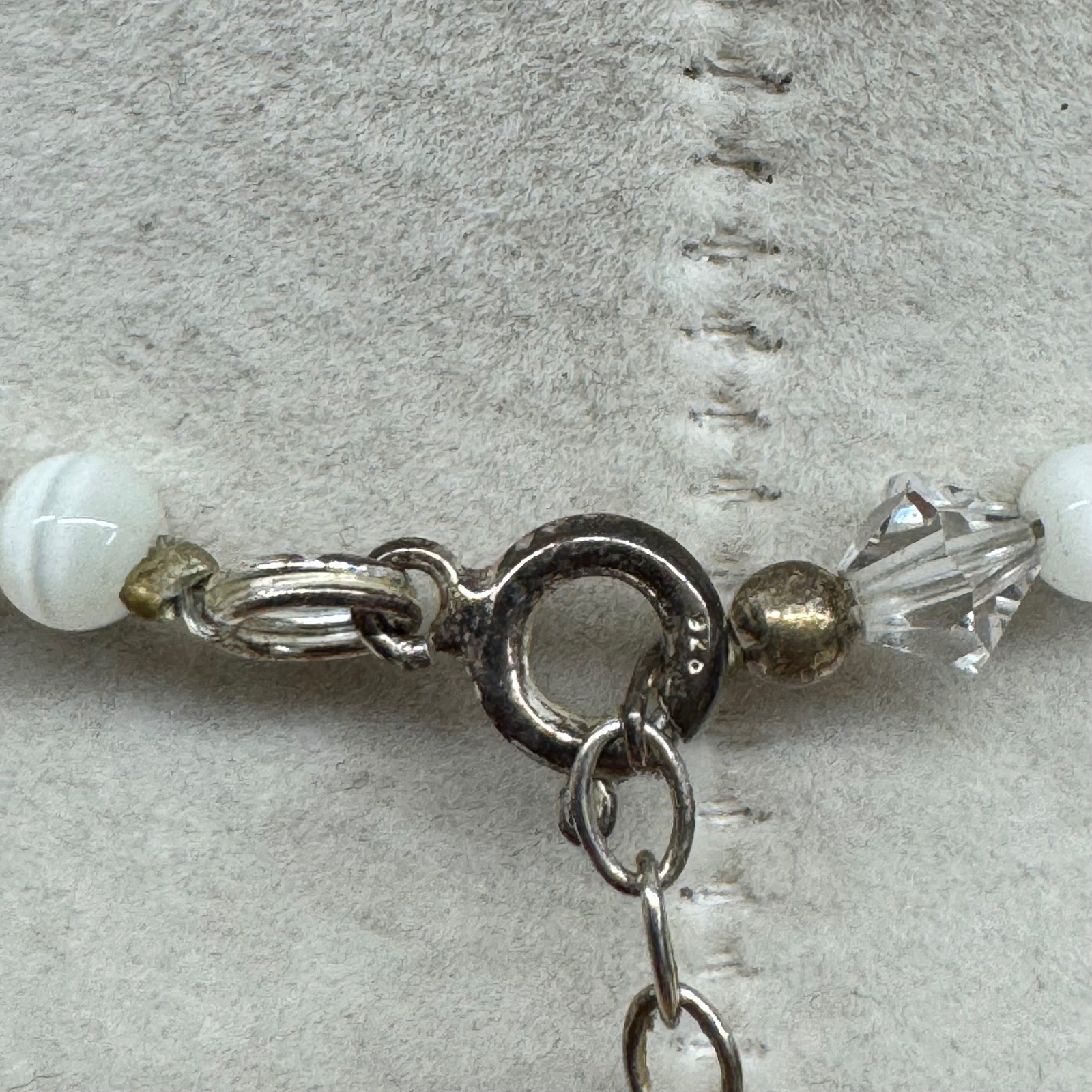 Vintage Sterling Silver 925 White Cats Eye Crystal Beaded Choker Necklace 16″