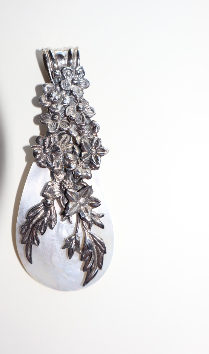 .925 Sterling Silver MOTHER OF PEARL mop LARGE teardrop flower PENDANT 3″ long