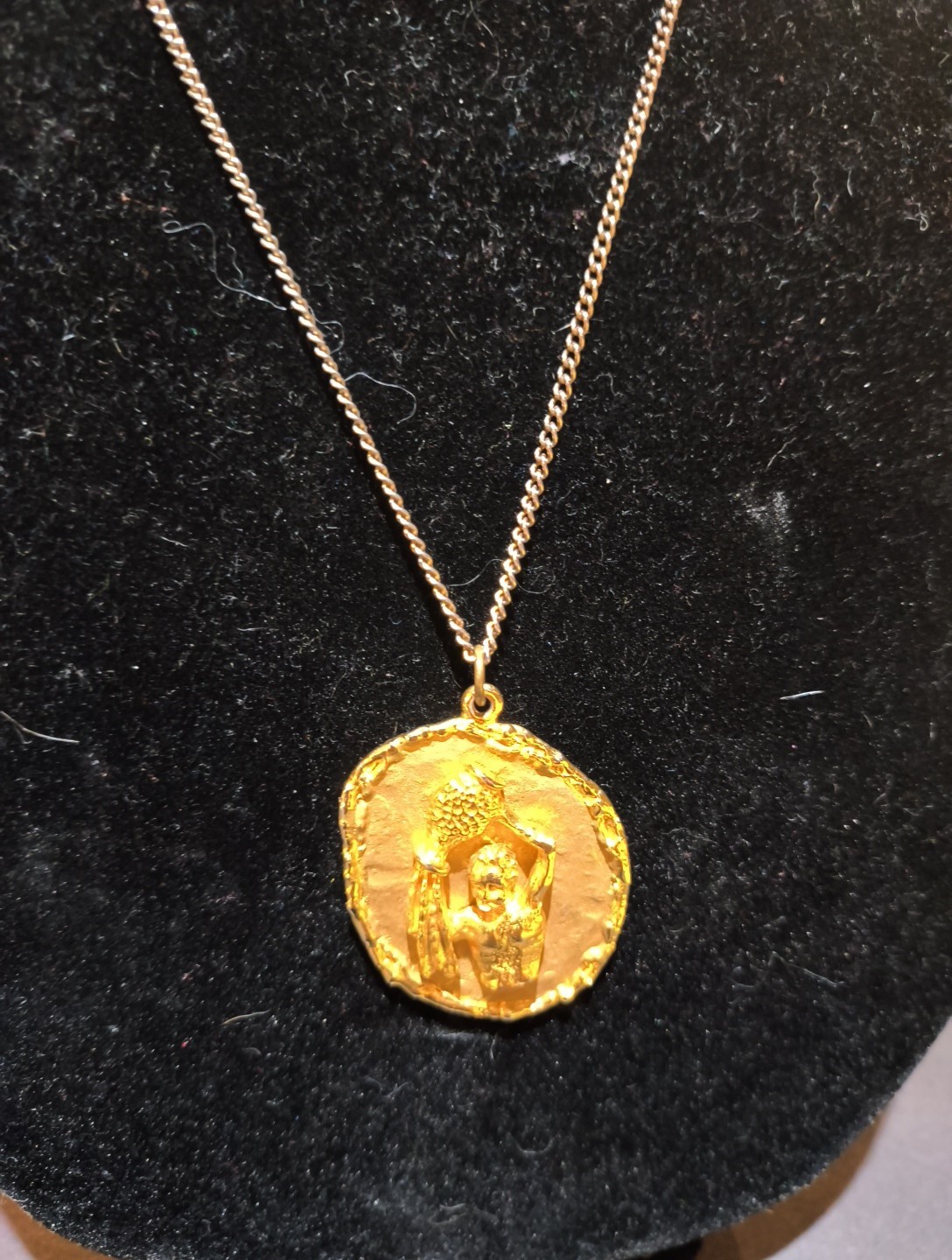 23 1/2 In Long Art Brand Necklace With Gold Tone Man With Vase Pendant